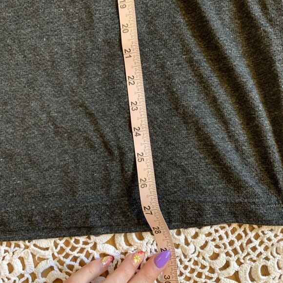 Reebok (XL) Women's Wicking Fabric Shirt - Athletic Top Exercise Lightweight - Picture 7 of 14